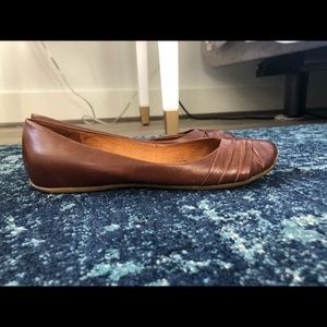 Aldo Brown Leather Flats
